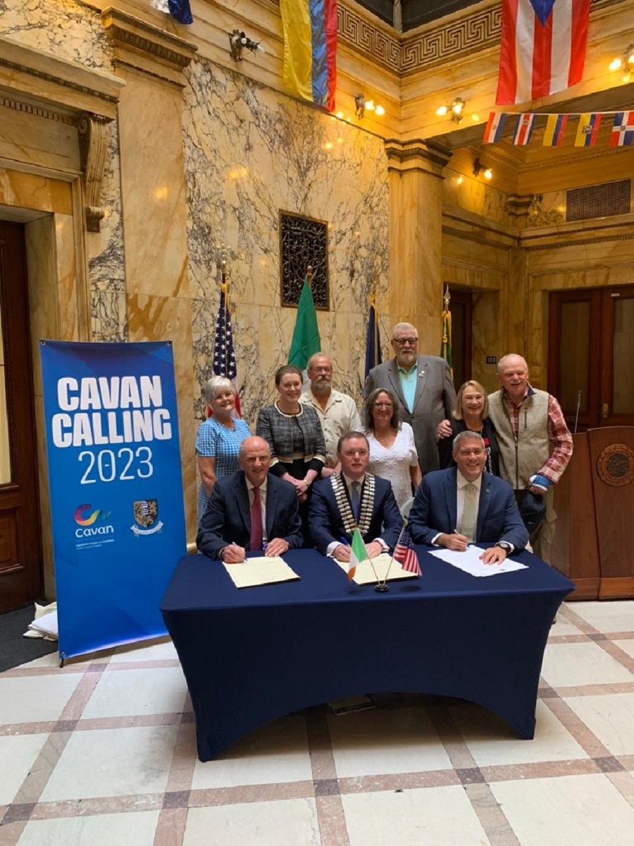 Chief Executive Tommy Ryan, Cathaoirleach of Cavan Council Cllr John Paul Feeley and Monroe County Executive Adam J Bello sign resolution re-affirming the Sister County Agreement between County Cavan and Monroe County, NY