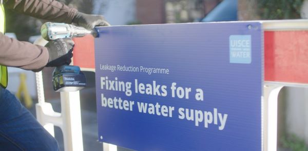 leak-sign